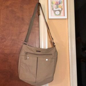 Baggallini tan Pocketbook.